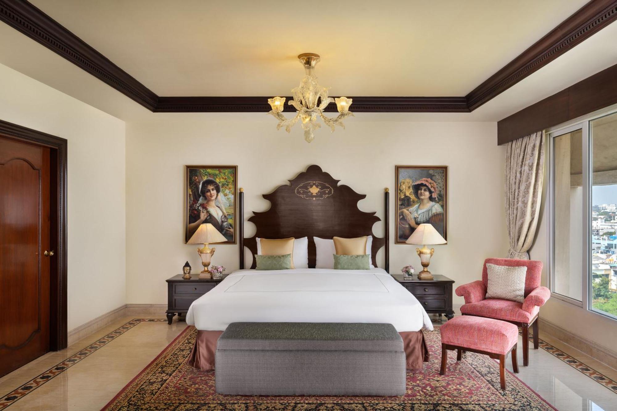 Отель Taj Krishna Хайдарабад Экстерьер фото A bedroom at the Taj Mahal Palace